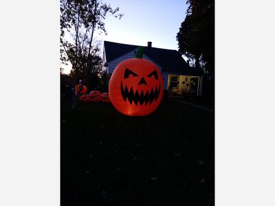 Views from the 2021 Cedarburg Pumpkin Walk on Halloween