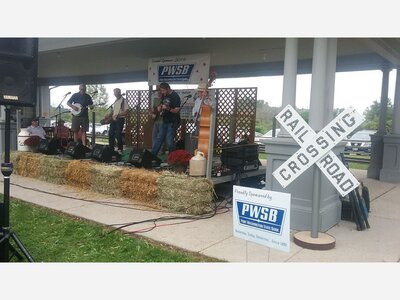 Bluegrass Bands to Perform at Bluegrass at the Village on Aug. 14, 2022